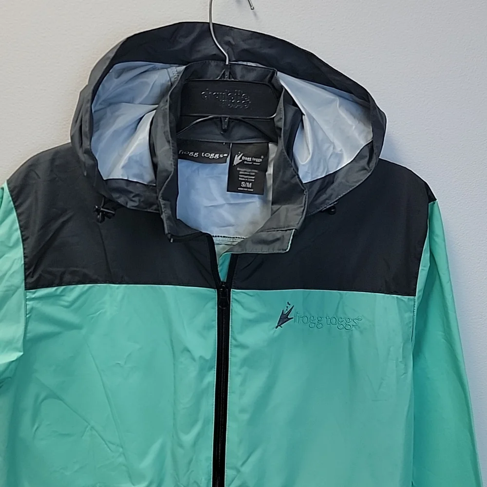 Frogg Toggs Raincoat For Men or Women